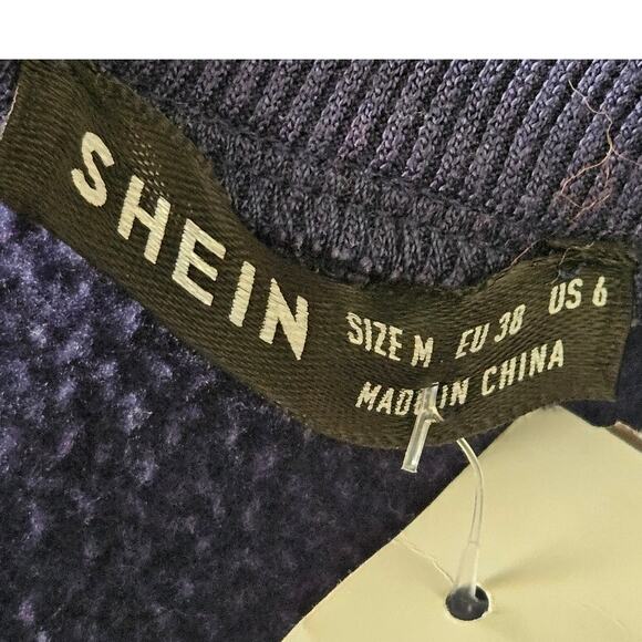 Navy Crew Neck Sweatshirt Size Medium - Picture 3 of 4